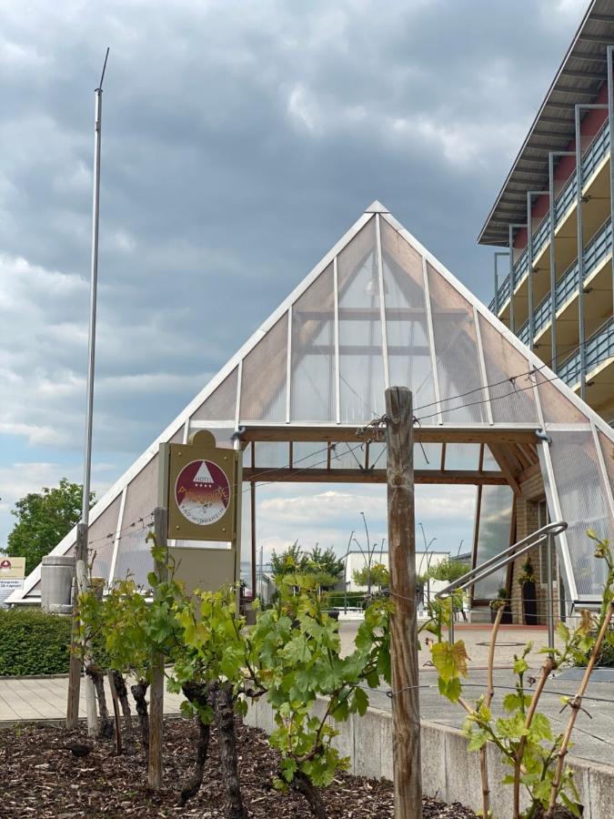 Kurhotel Pyramide باد فيندشايم المظهر الخارجي الصورة